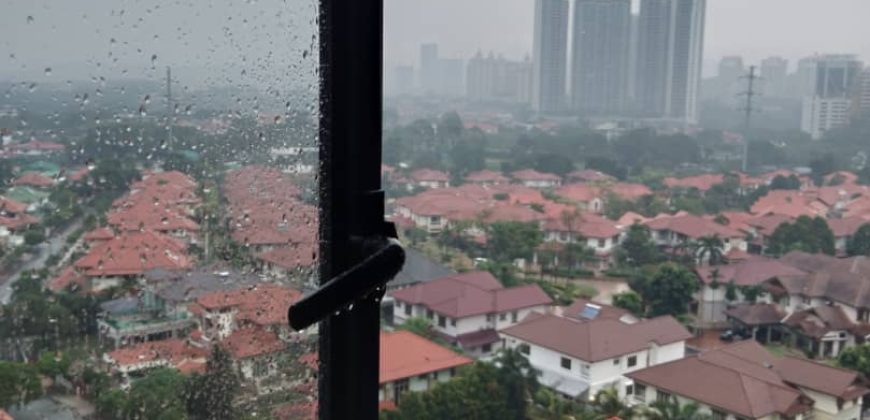 Maisson ara damansara  semi-furnished rent