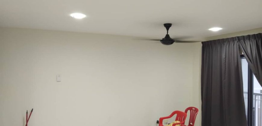 Maisson ara damansara  semi-furnished rent
