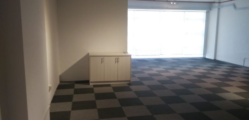 Oasis square bd rent