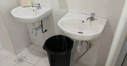 Oasis square bd rent