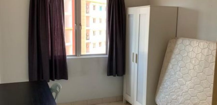 Bayu puteri apartment @ tropicana  semi-furnished sale