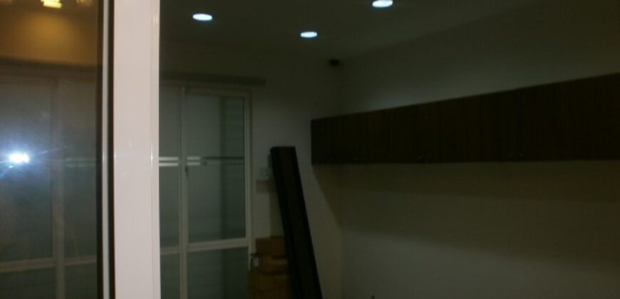 Cova square  semi-furnished rent